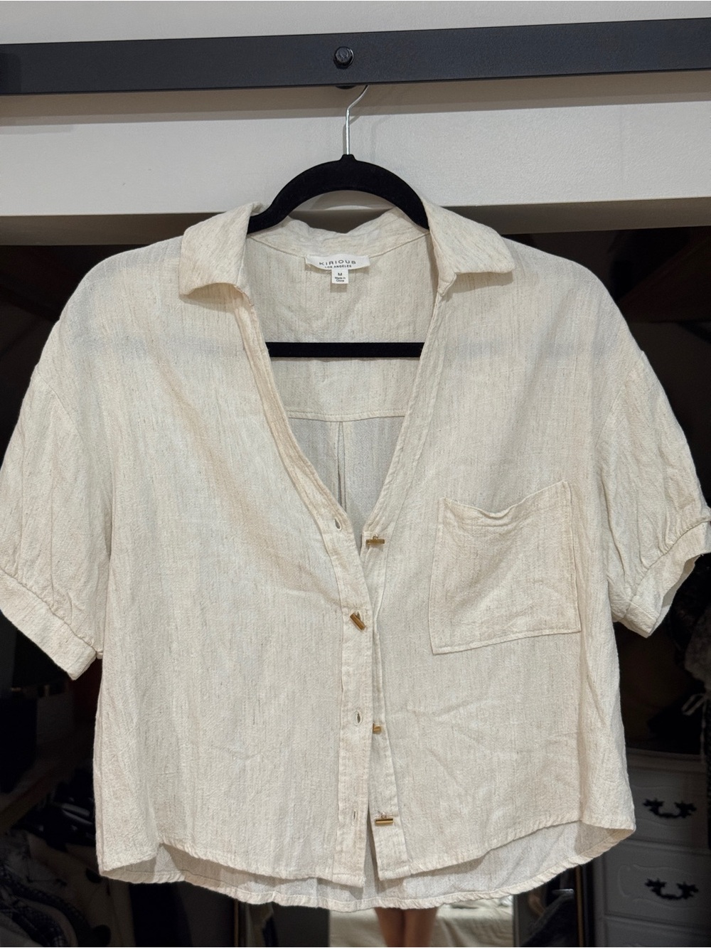 Linen Button-Front Short Sleeve Top in Natural Cream Gold Bar Buttons
